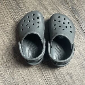 Infant crocs